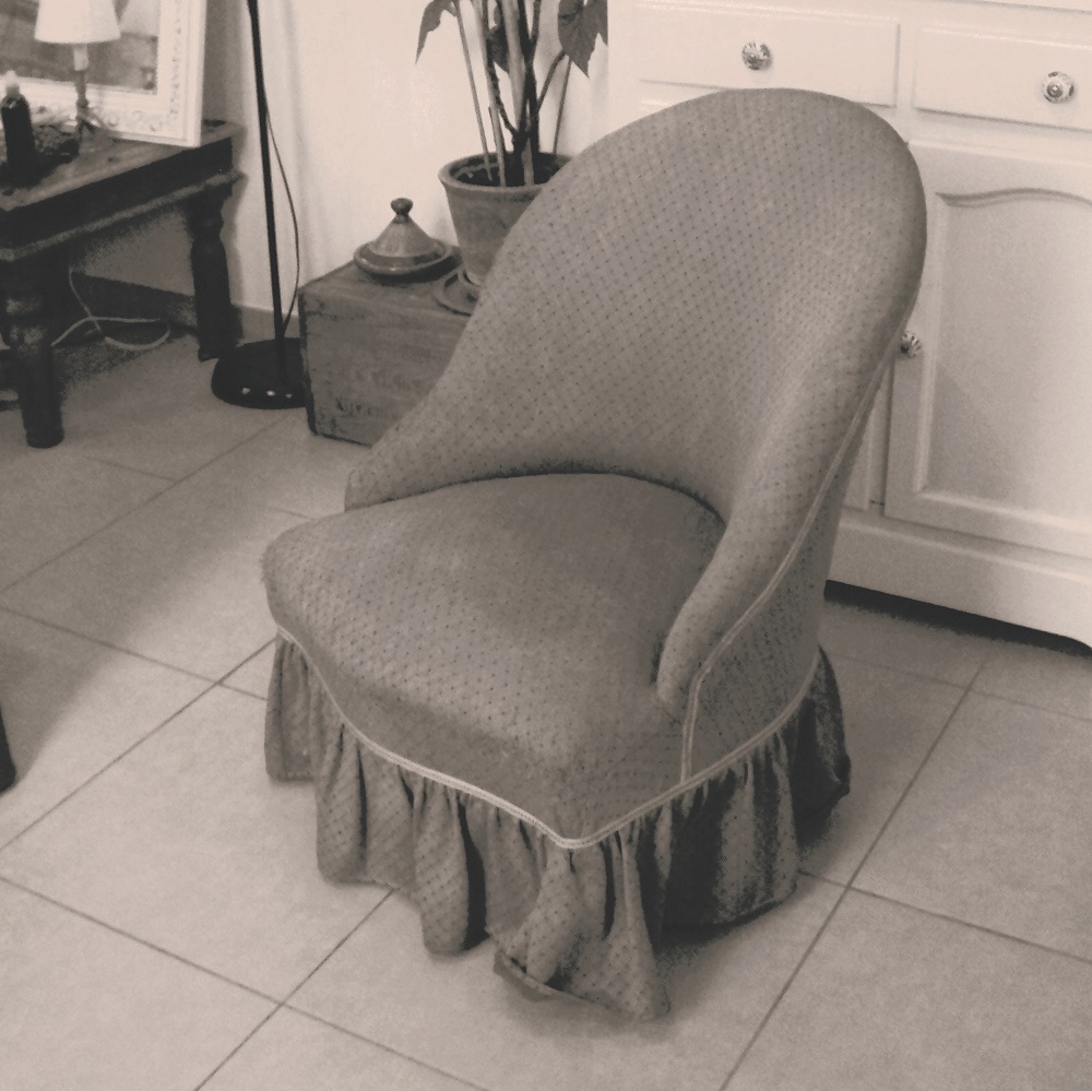 Chauffeuse Louis-Philippe avant réfection