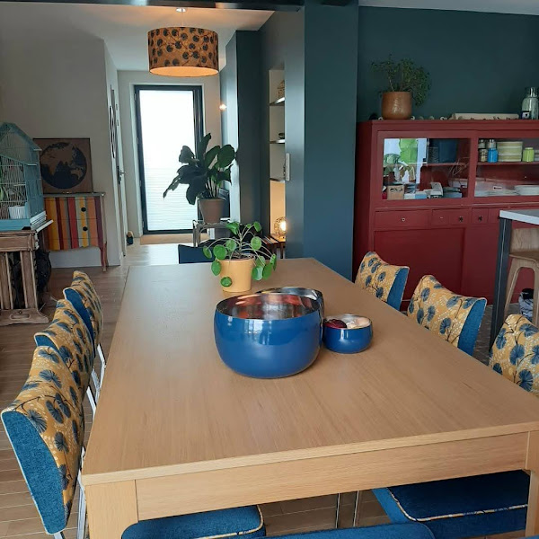 Chaises chromées vintage